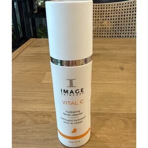 Vital C Hydrating Facial Cleanser by Image for Unisex - 6 oz Cleanser READ